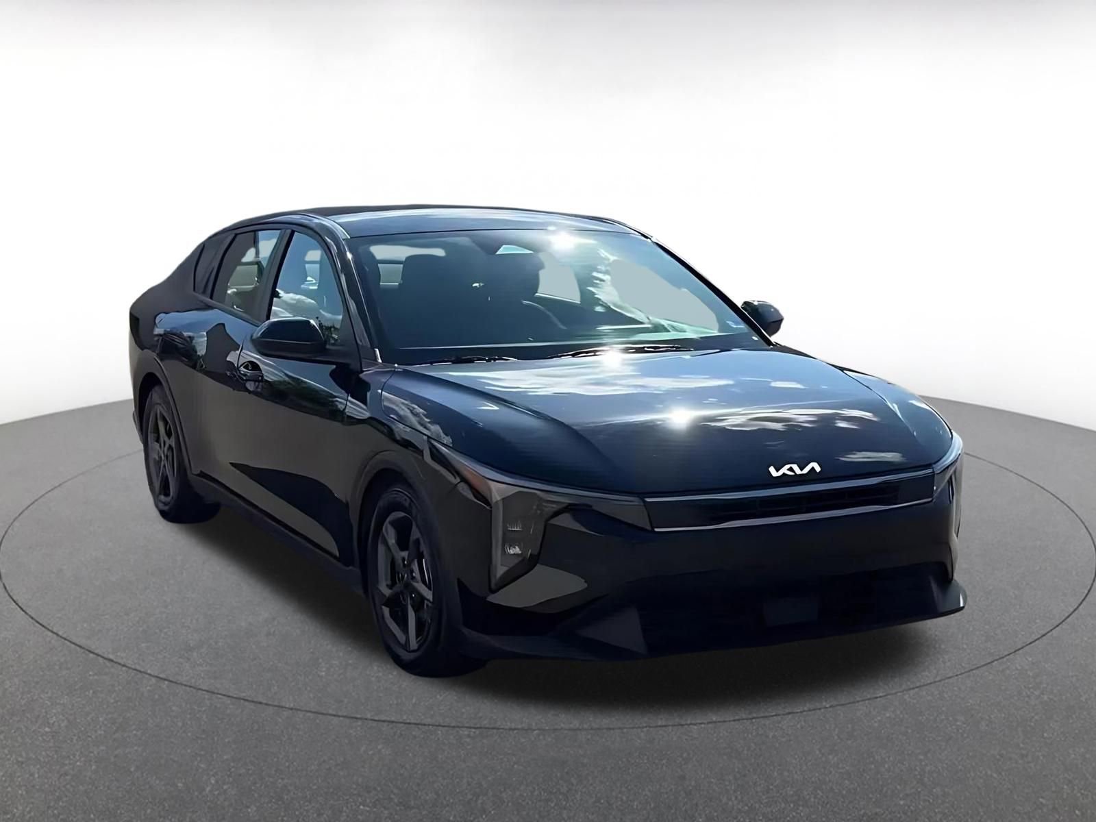 Thumbnail: 2025 Kia K4 - 3