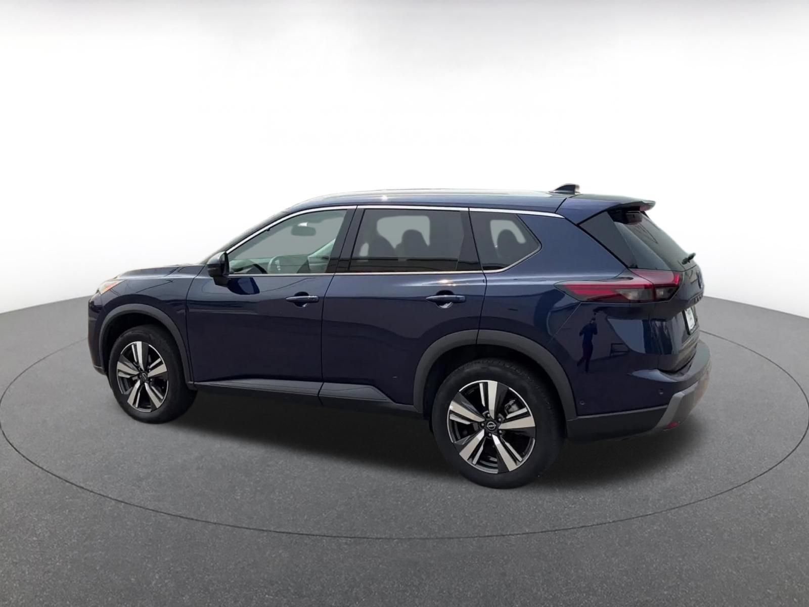 Thumbnail: 2026 Nissan Rogue - 11
