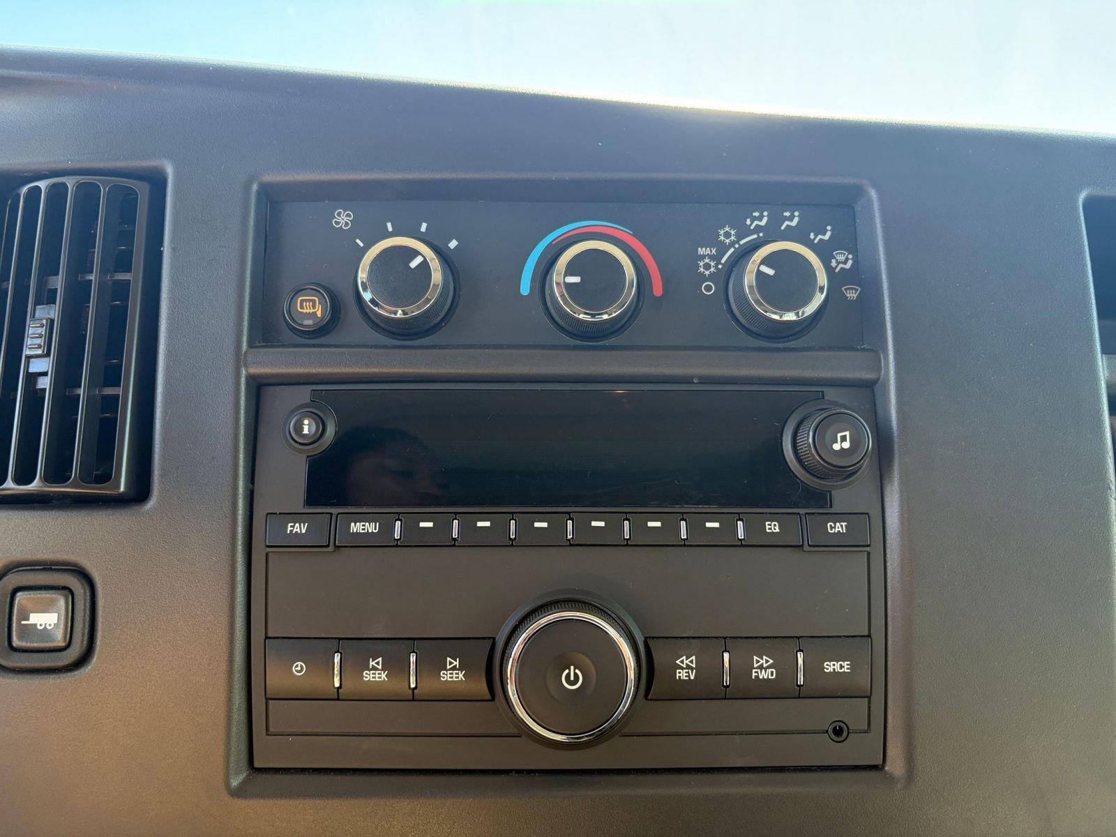 Thumbnail: 2024 Chevrolet Express - 21