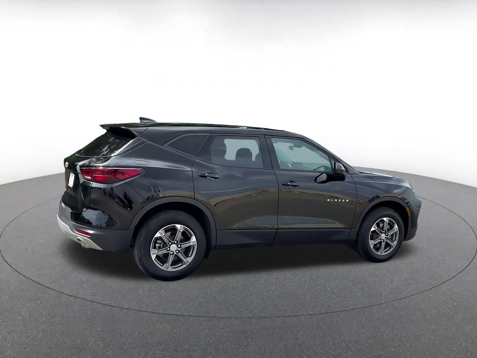 Thumbnail: 2026 Chevrolet Blazer - 13
