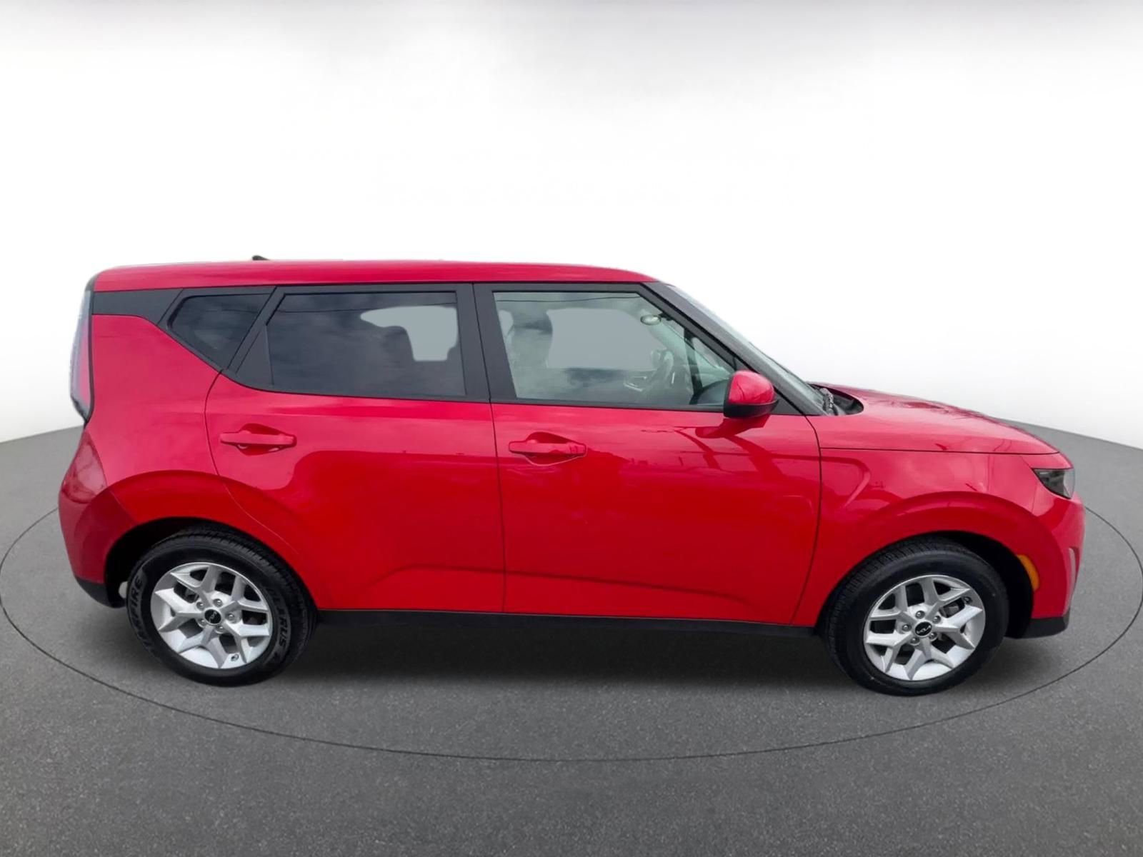 Thumbnail: 2025 Kia Soul - 16