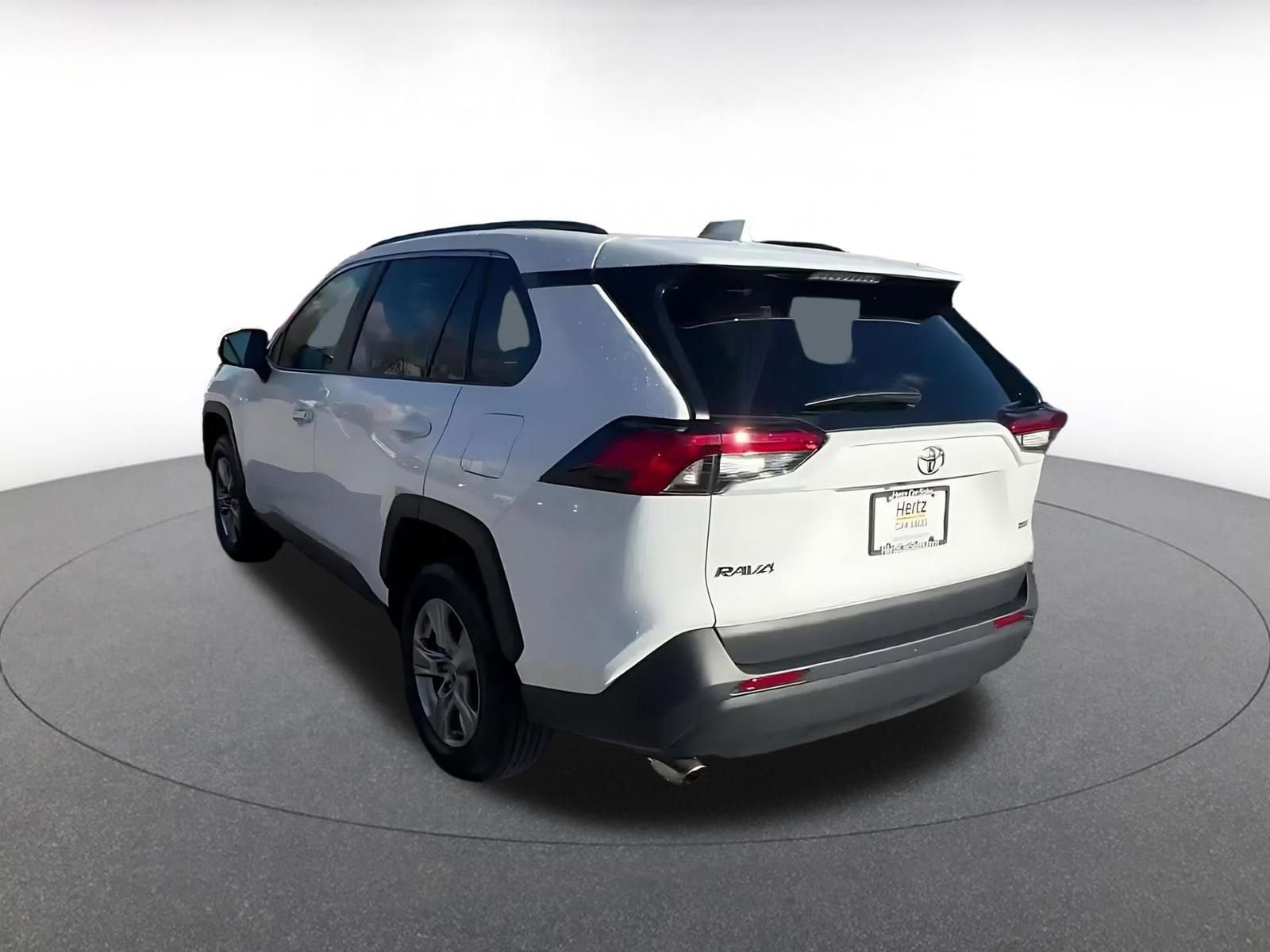 Thumbnail: 2025 Toyota RAV4 - 10