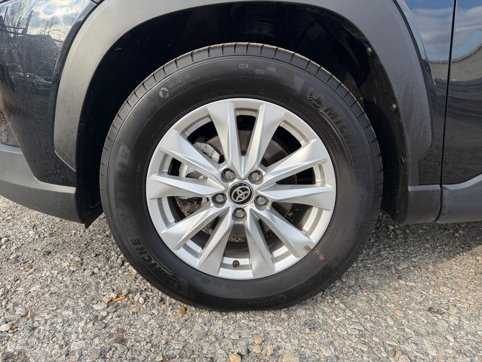 Thumbnail: 2025 Toyota Corolla Cross - 29