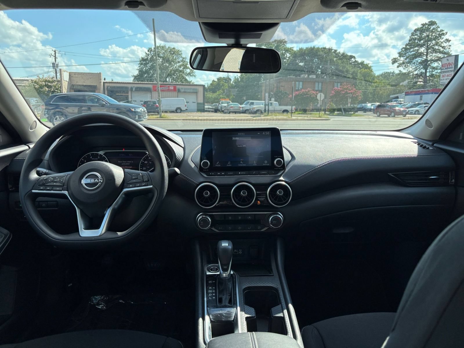 Thumbnail: 2025 Nissan Sentra - 31