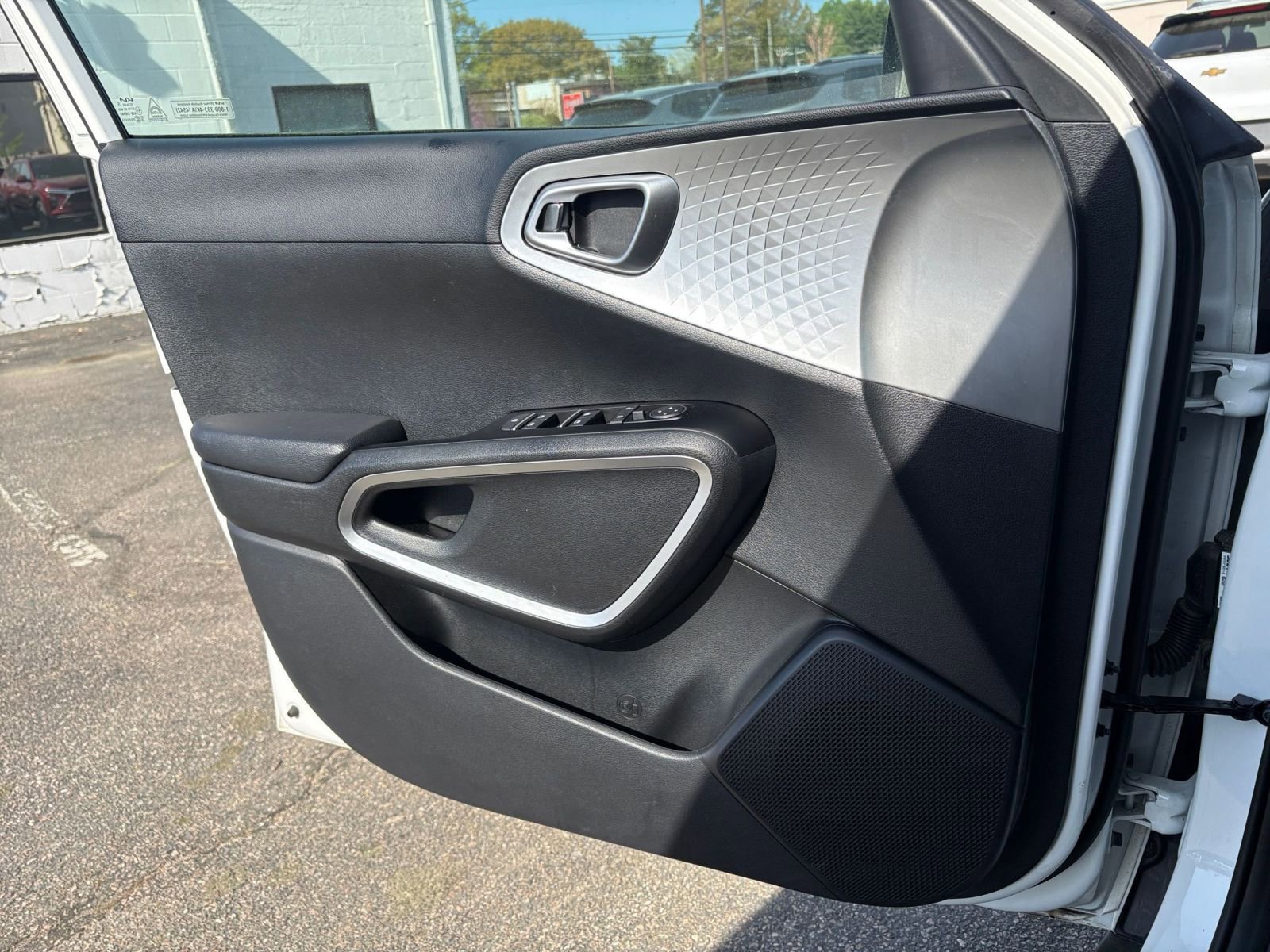 Thumbnail: 2025 Kia Soul - 18