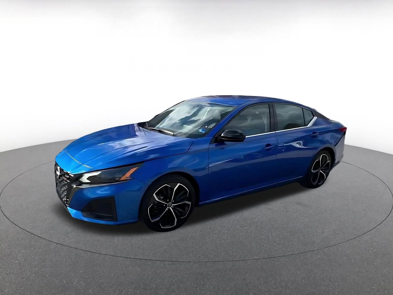 Thumbnail: 2025 Nissan Altima - 8