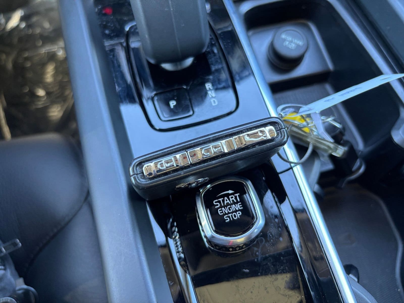 Thumbnail: 2025 Volvo S60 - 22