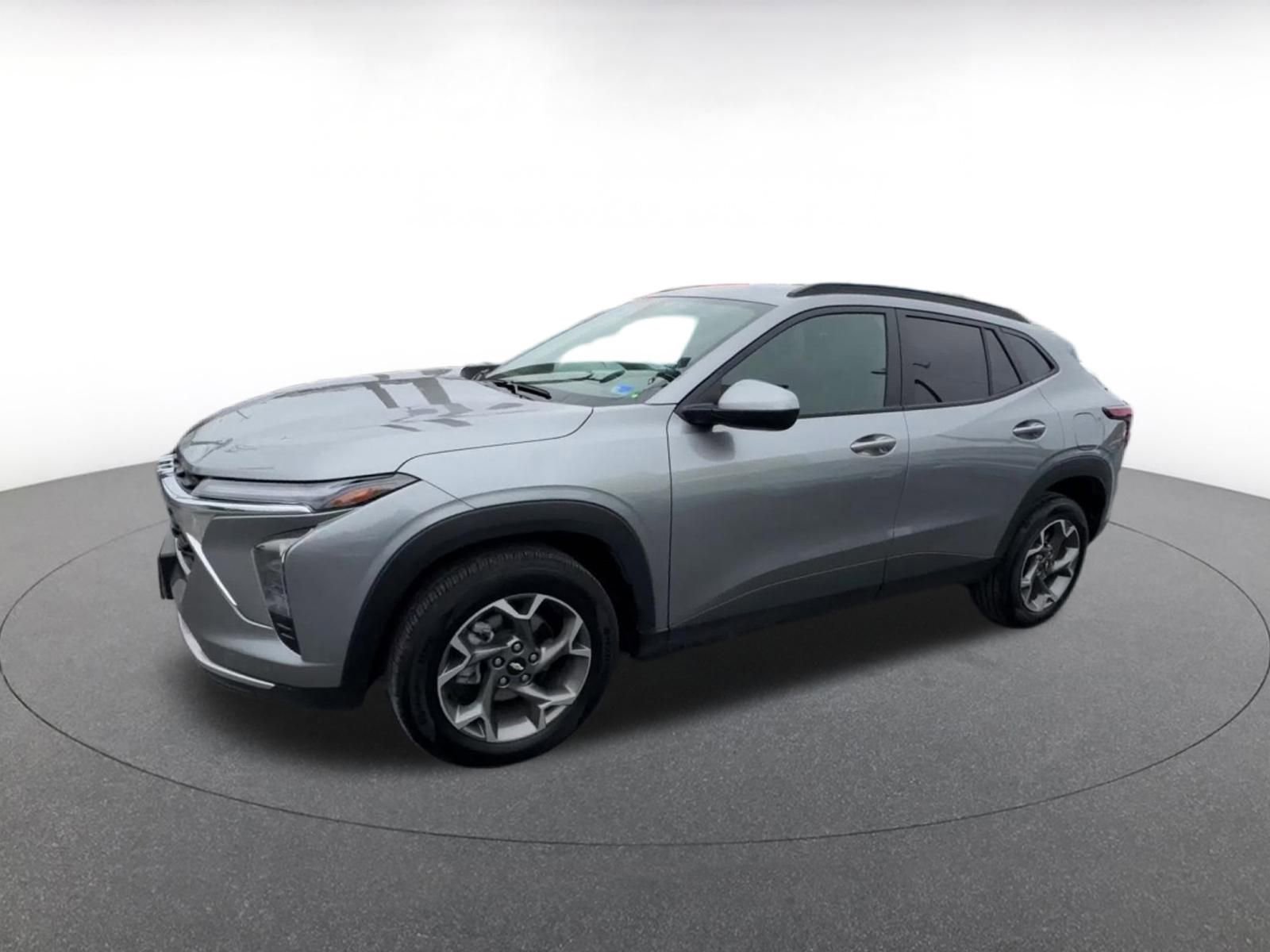 Thumbnail: 2025 Chevrolet Trax - 8