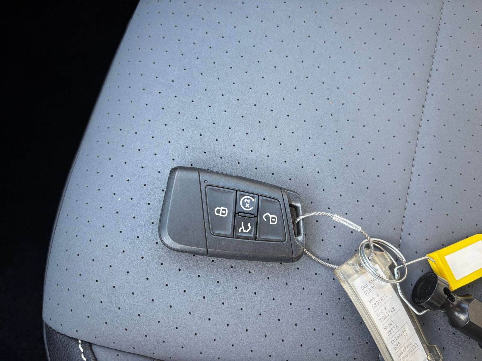 Thumbnail: 2025 Volkswagen Jetta - 22