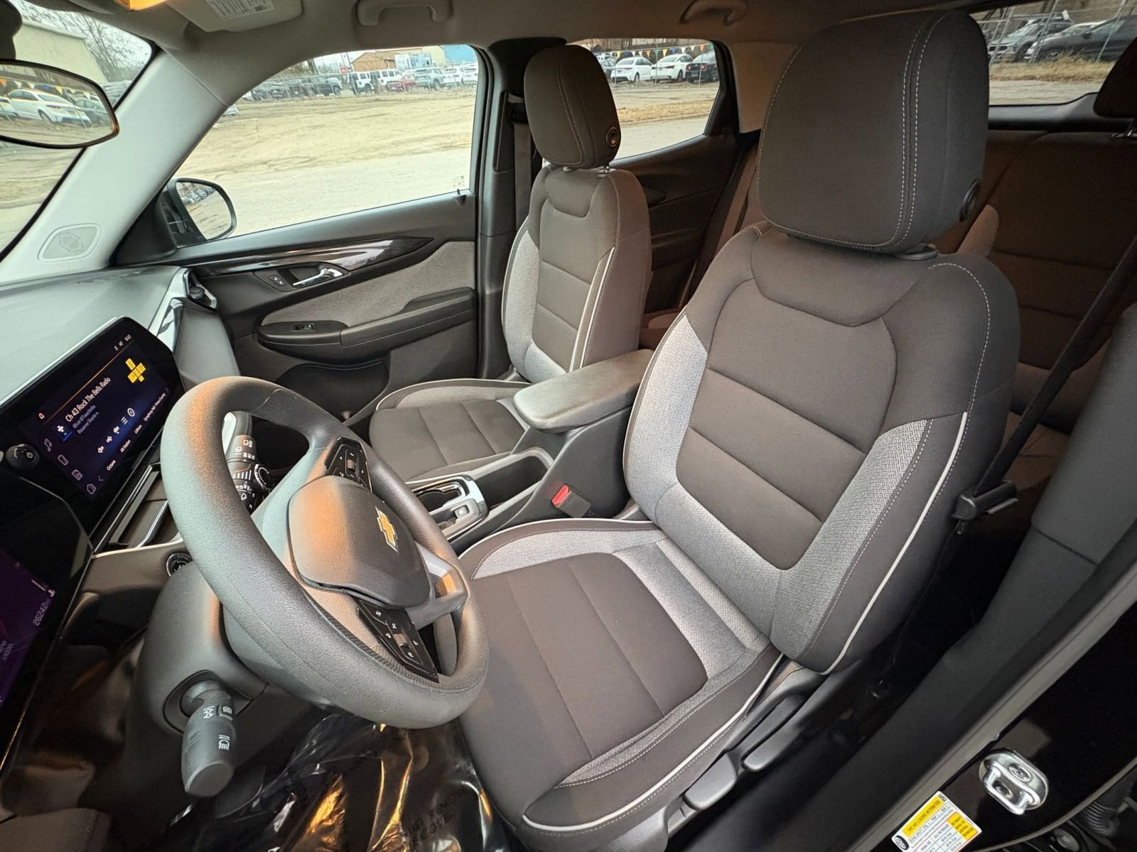 Thumbnail: 2025 Chevrolet TrailBlazer - 34