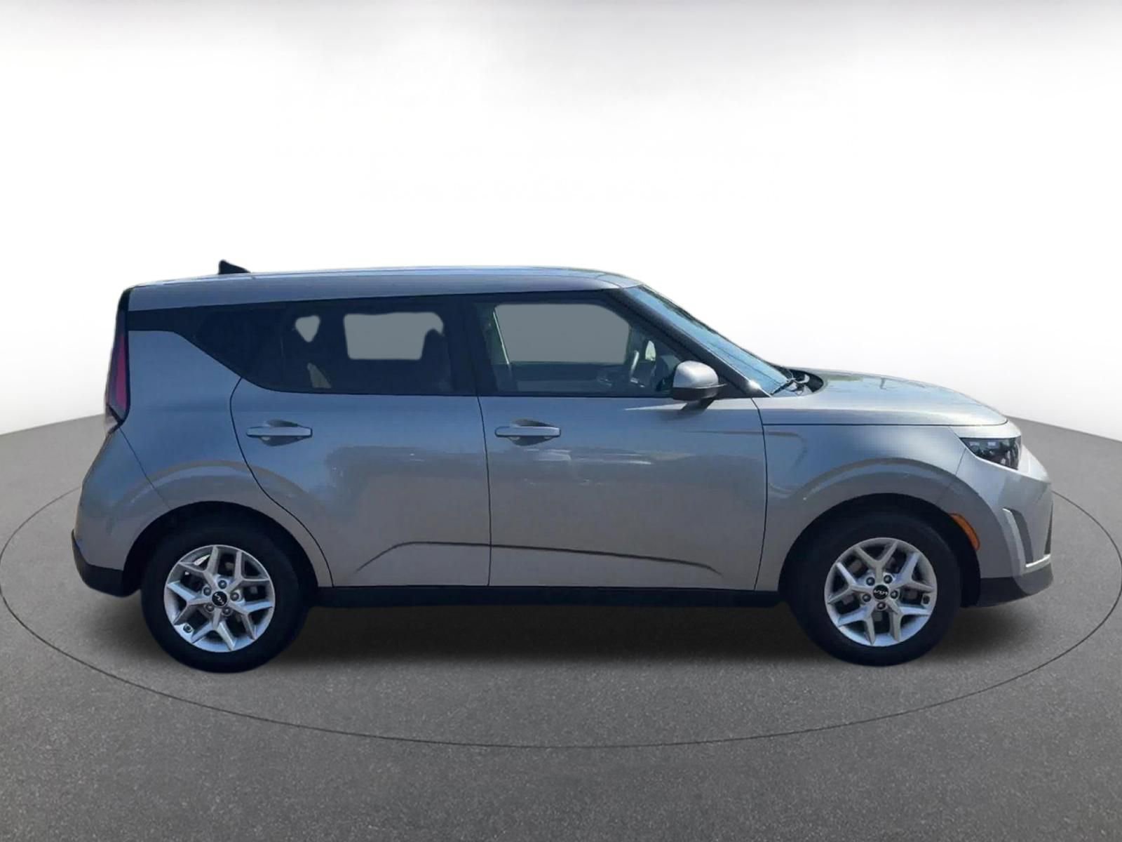 Thumbnail: 2025 Kia Soul - 16