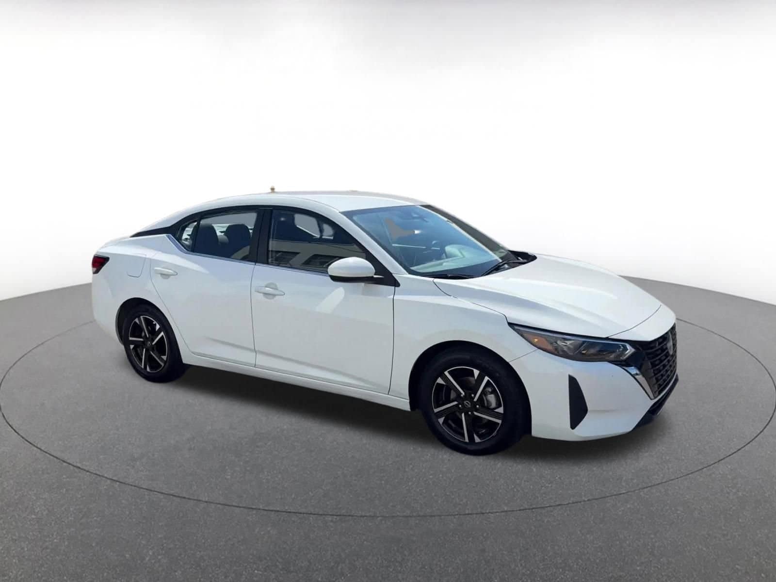 Thumbnail: 2025 Nissan Sentra - 2