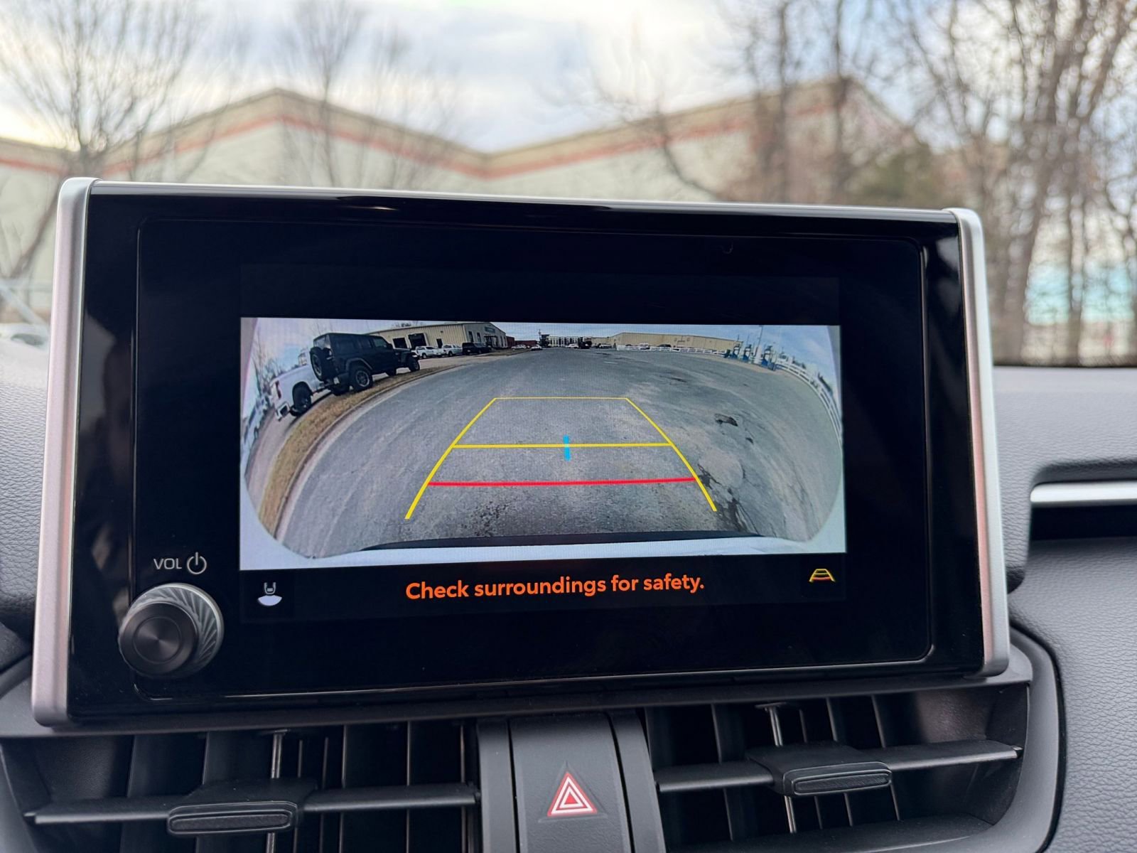 Thumbnail: 2025 Toyota RAV4 - 17