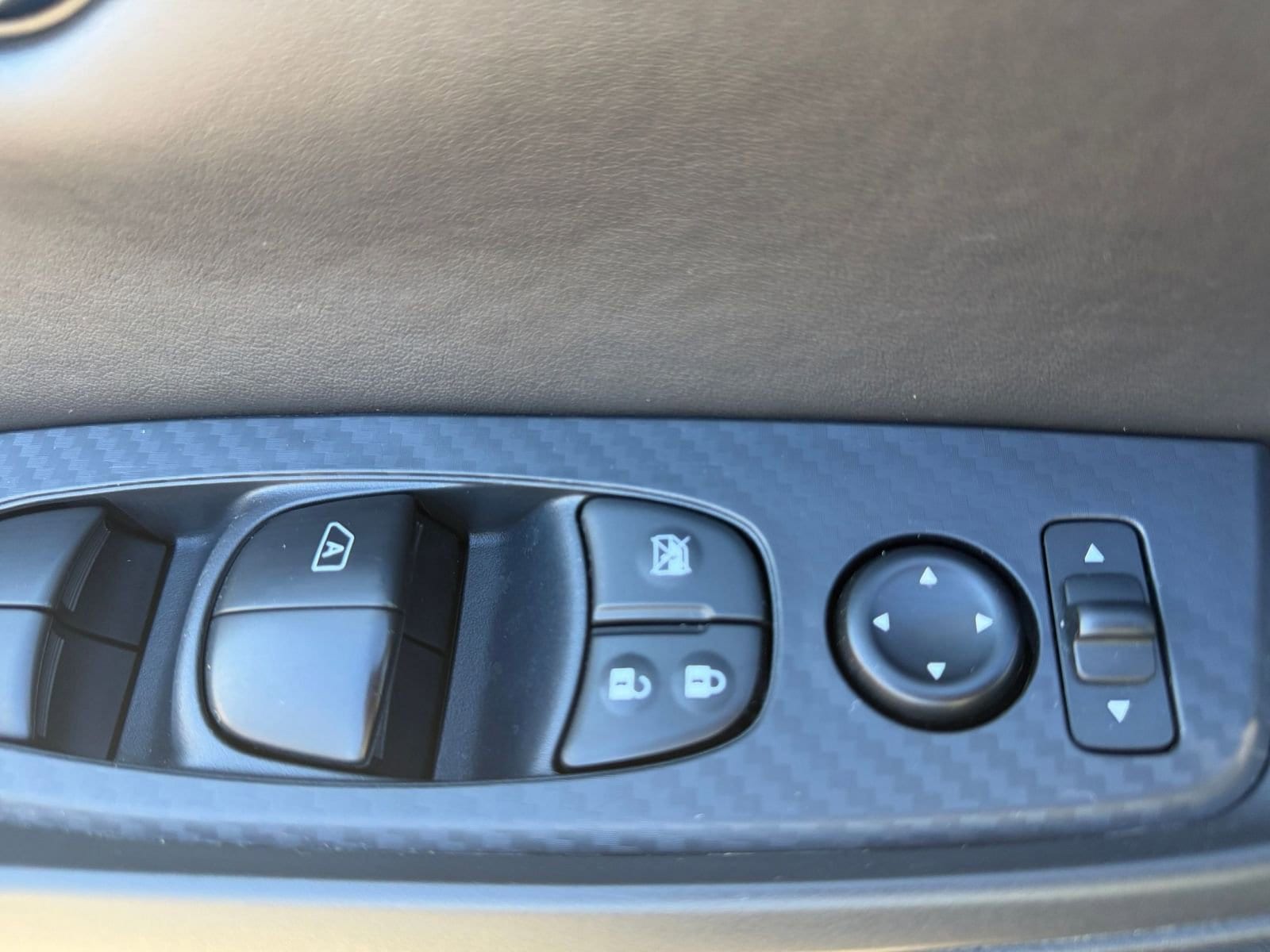 Thumbnail: 2025 Nissan Sentra - 20