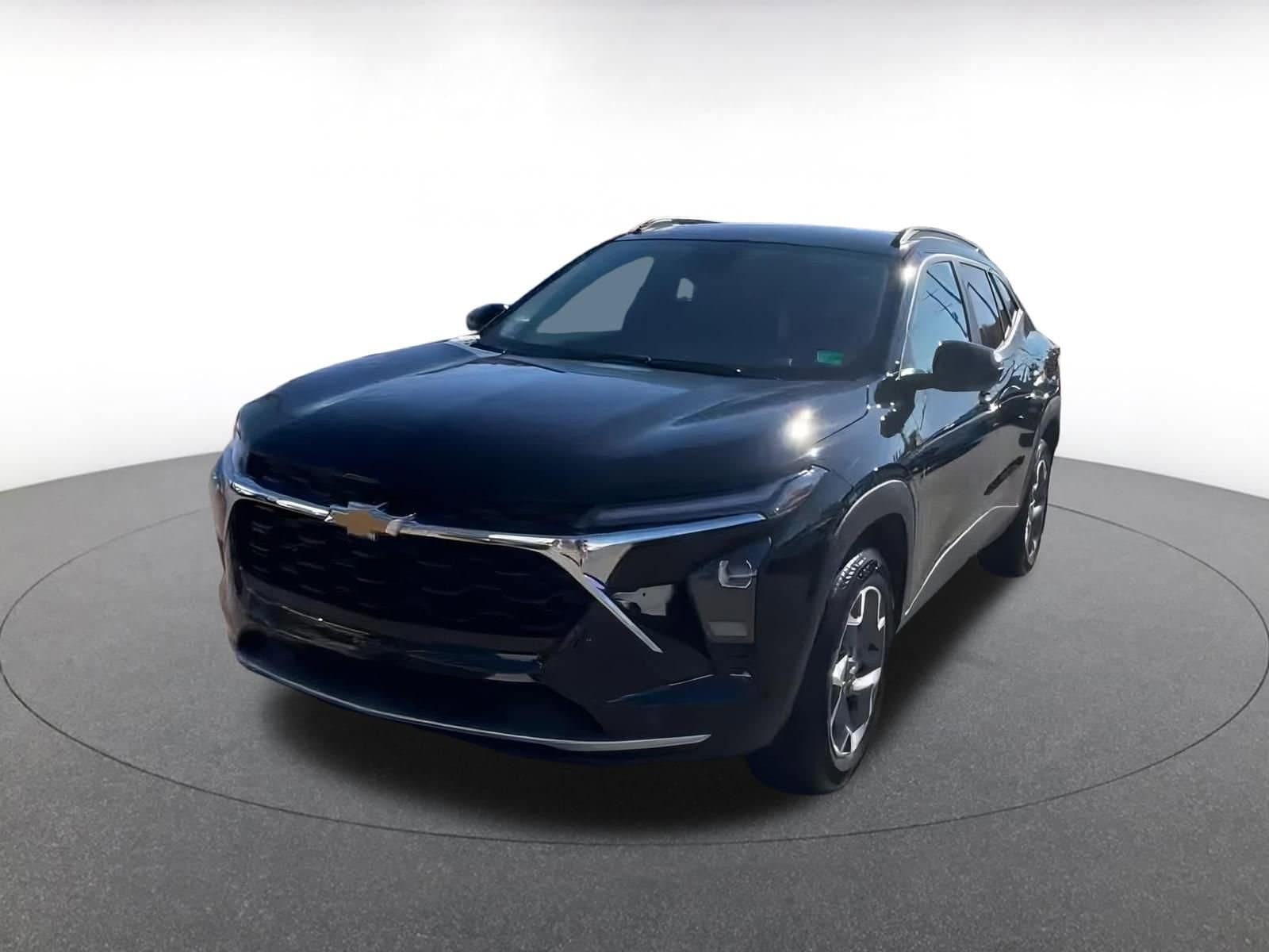 Thumbnail: 2025 Chevrolet Trax - 7