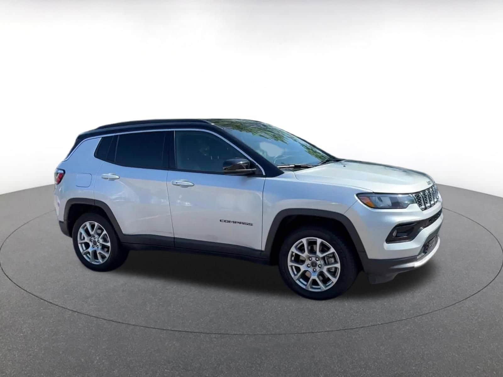 Thumbnail: 2025 Jeep Compass - 2