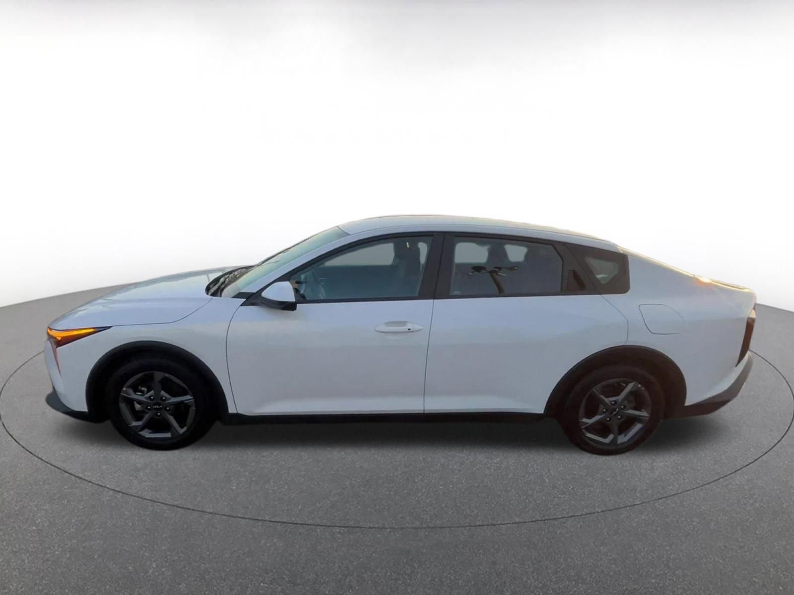 Thumbnail: 2025 Kia K4 - 9