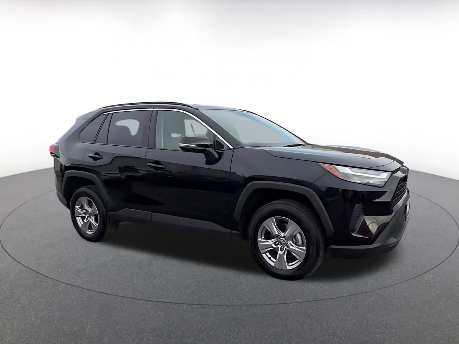 Thumbnail: 2025 Toyota RAV4 - 2