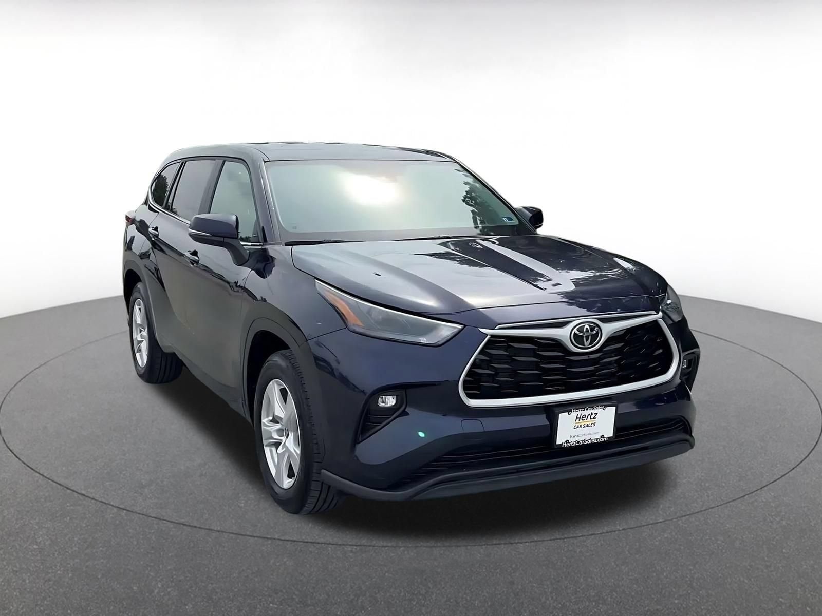 Thumbnail: 2025 Toyota Highlander - 3