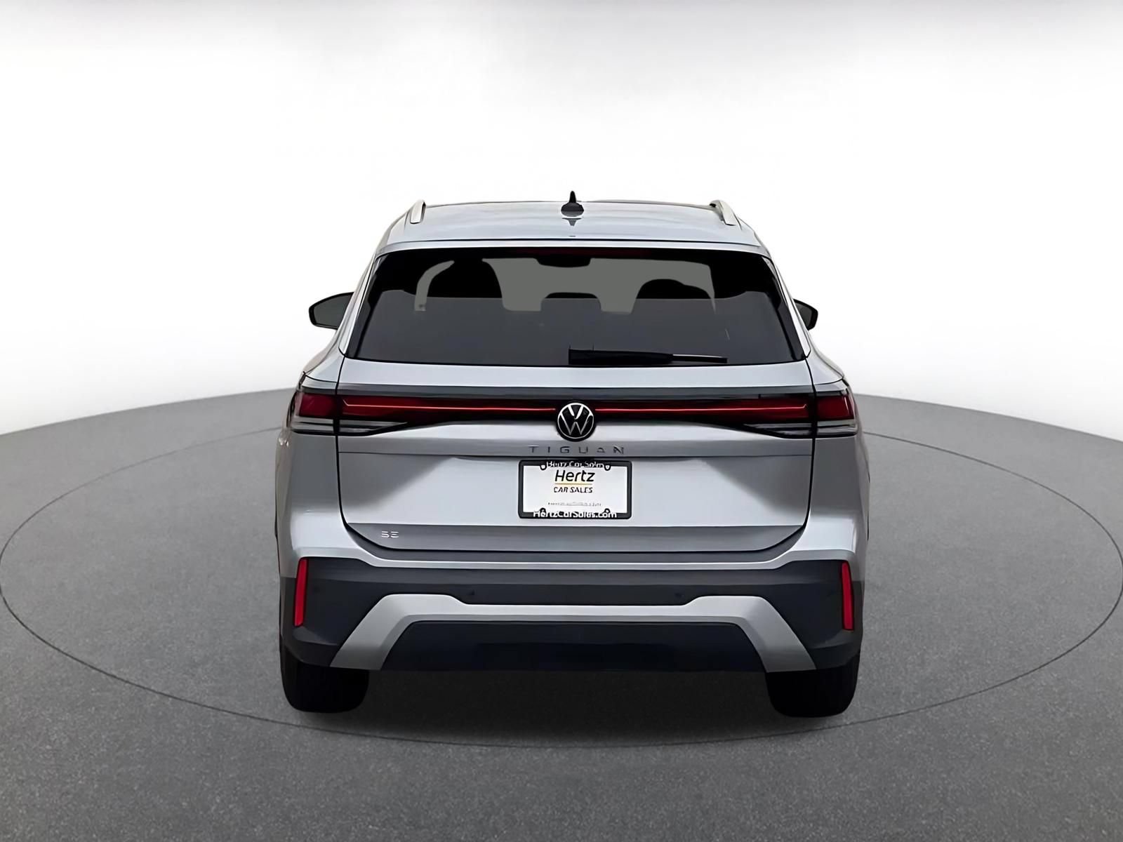 Thumbnail: 2026 Volkswagen Tiguan - 12