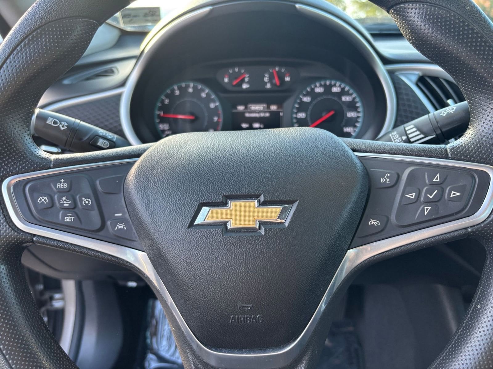 2023 Chevrolet Malibu LT 28