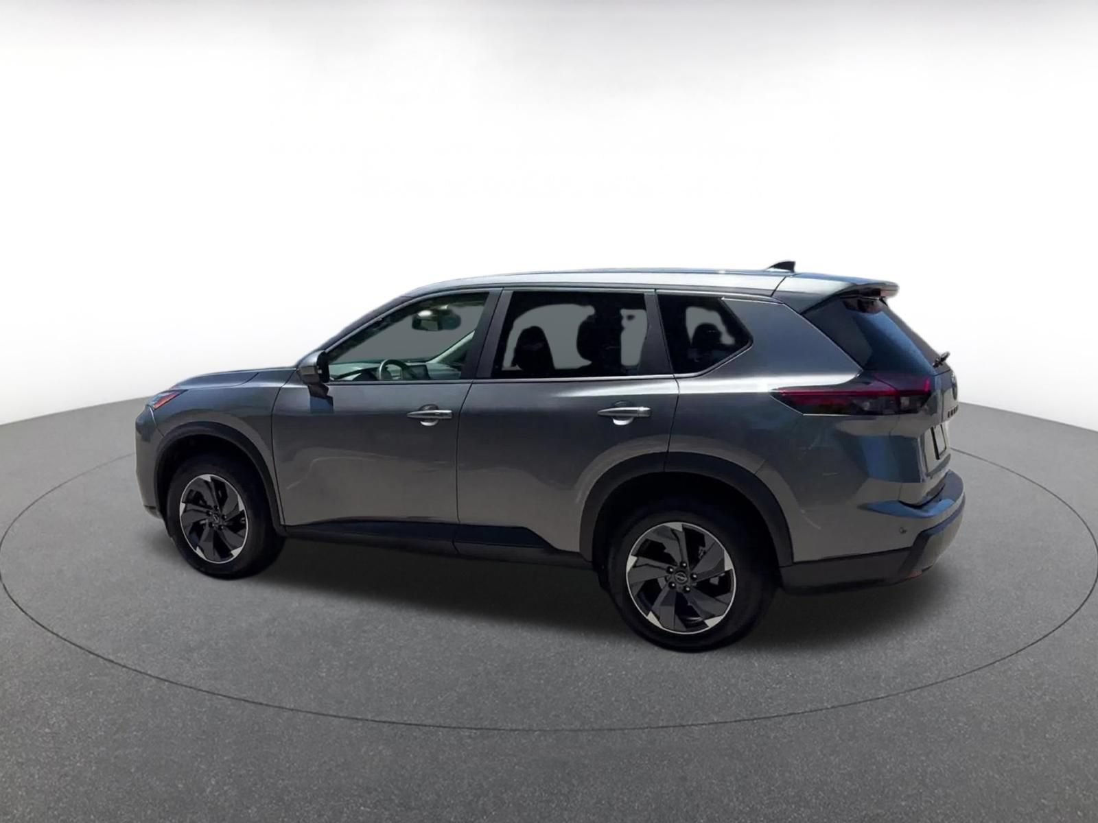 Thumbnail: 2025 Nissan Rogue - 8