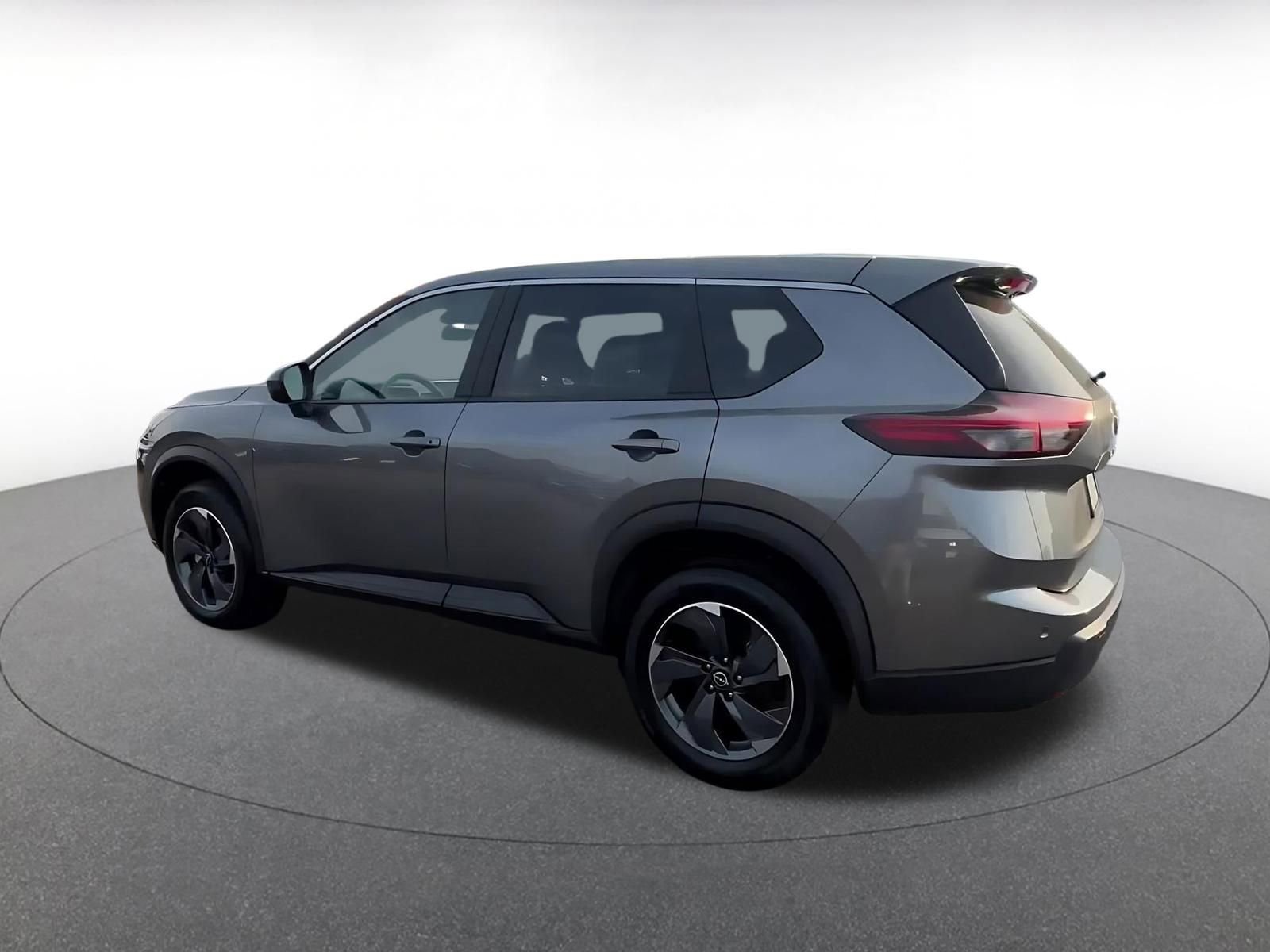 Thumbnail: 2025 Nissan Rogue - 10