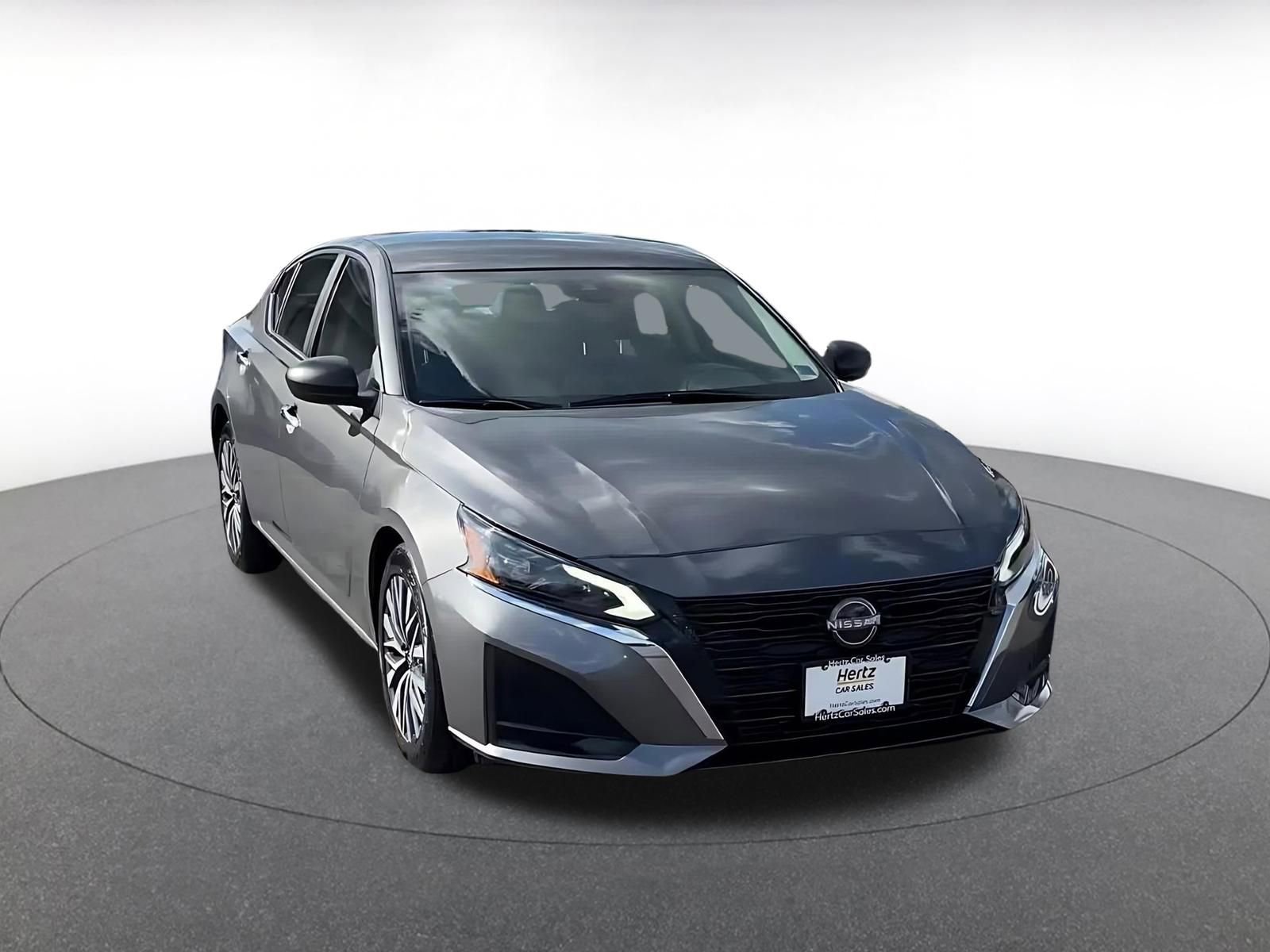 Thumbnail: 2025 Nissan Altima - 3