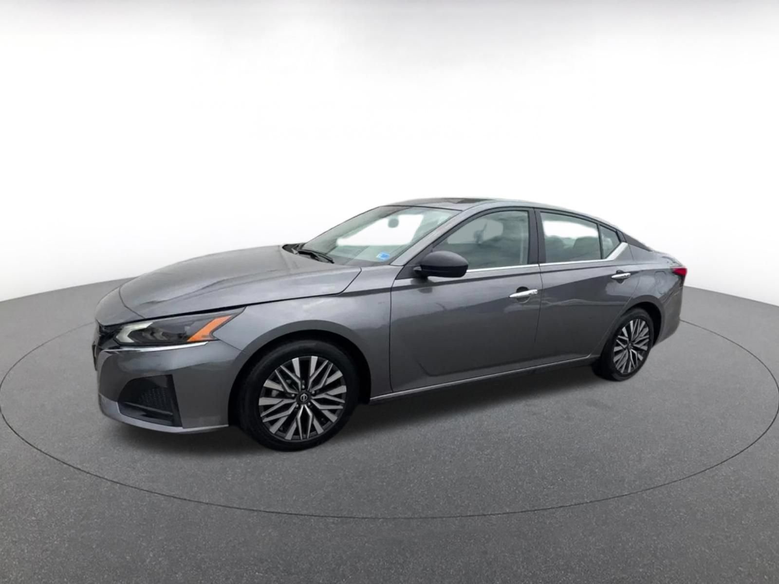 Thumbnail: 2025 Nissan Altima - 8