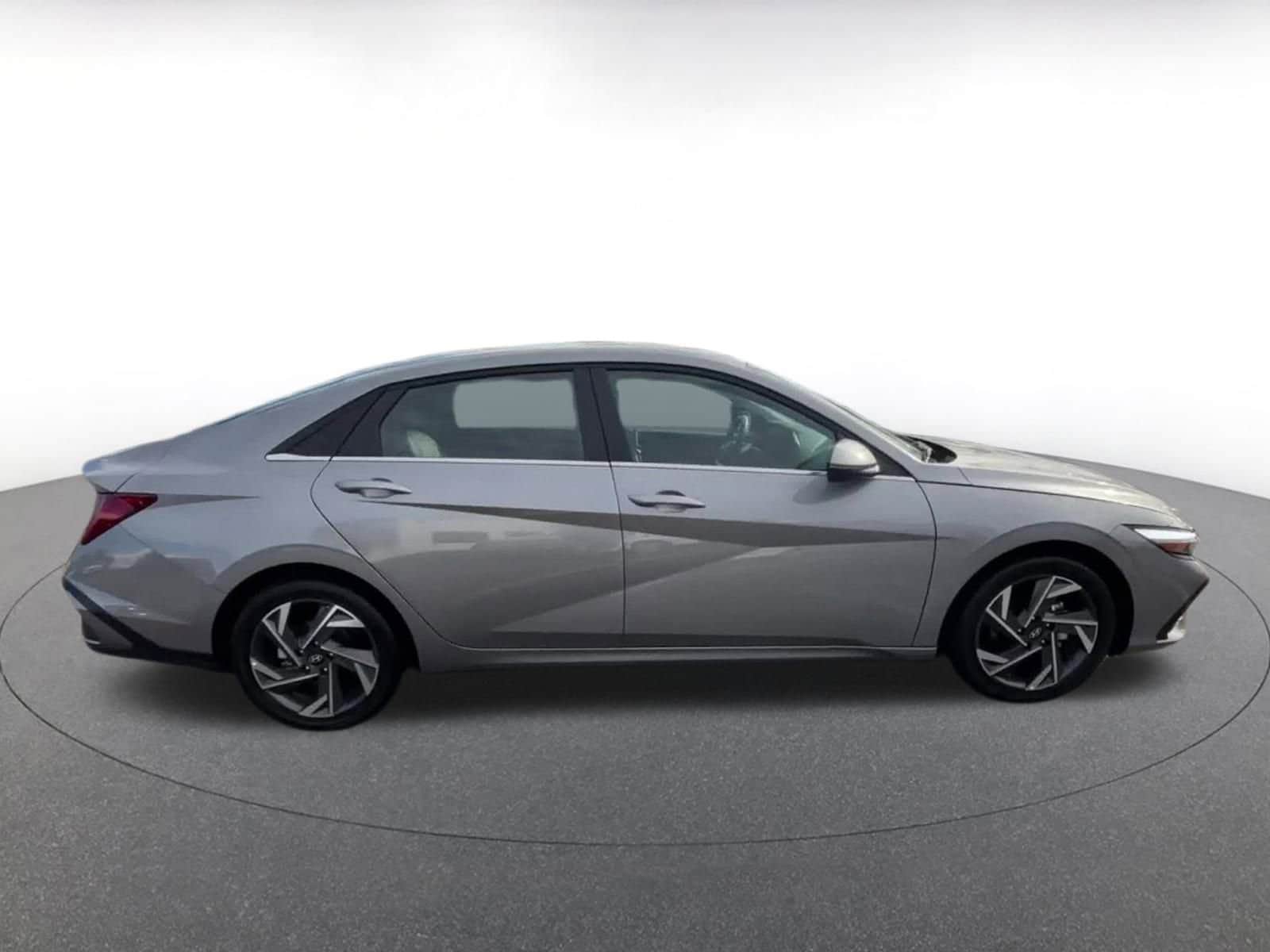 Thumbnail: 2025 Hyundai Elantra - 16