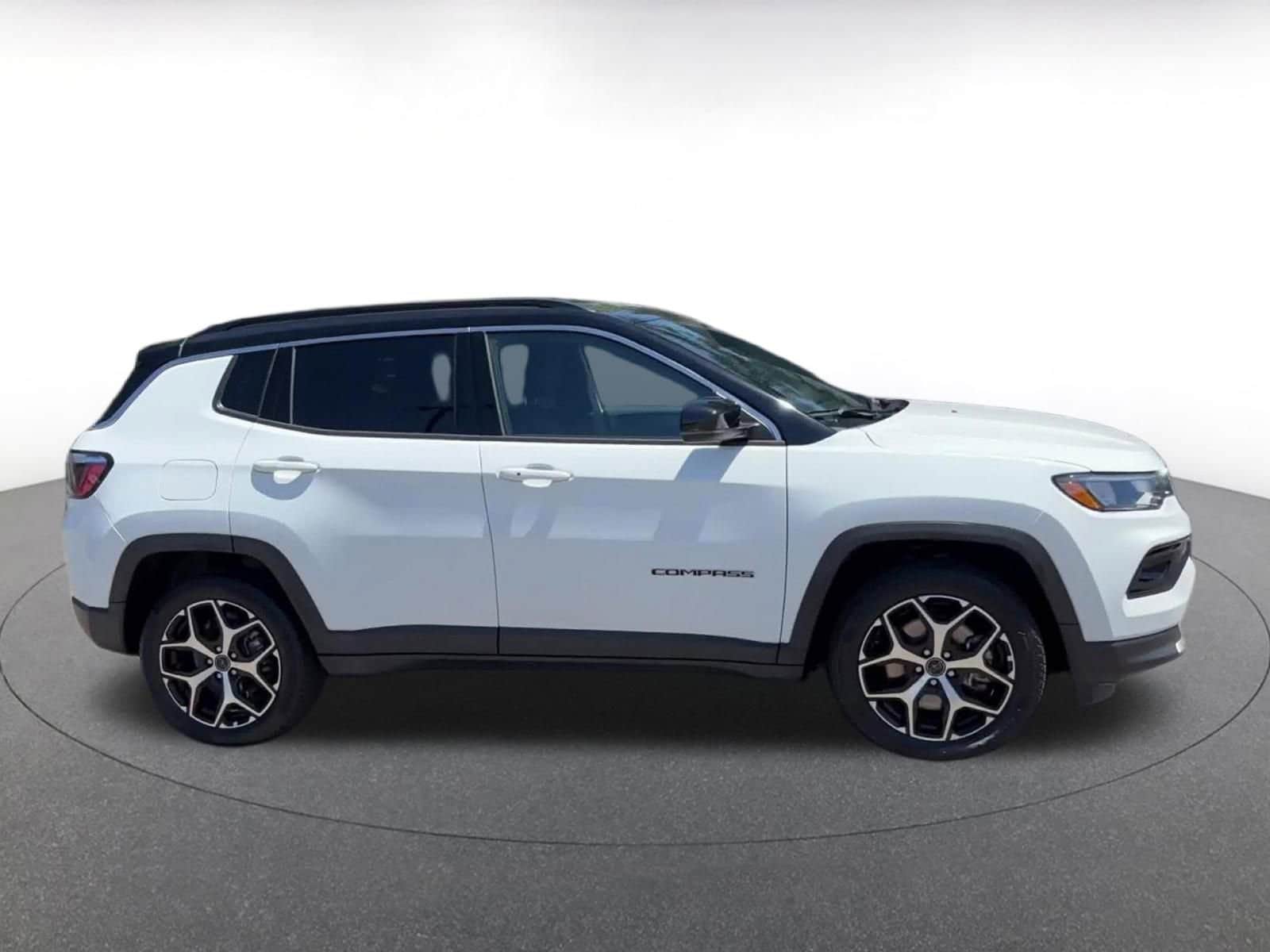 Thumbnail: 2025 Jeep Compass - 16