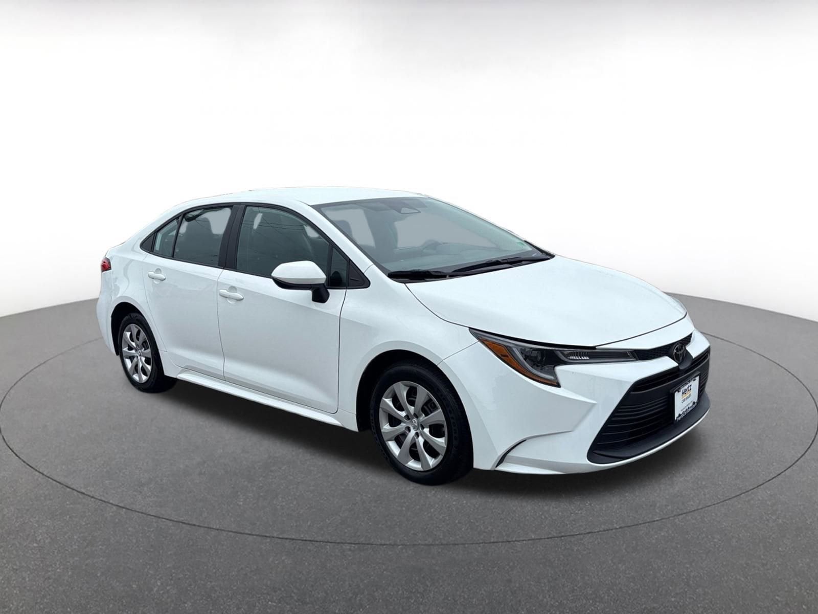 Thumbnail: 2024 Toyota Corolla - 1