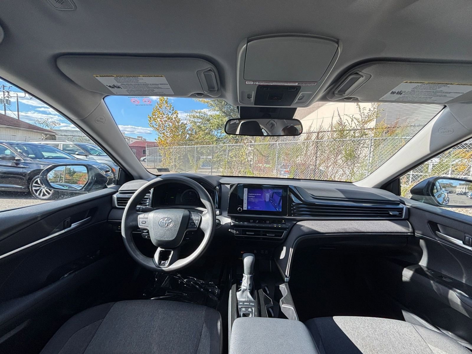 Thumbnail: 2025 Toyota Camry - 32