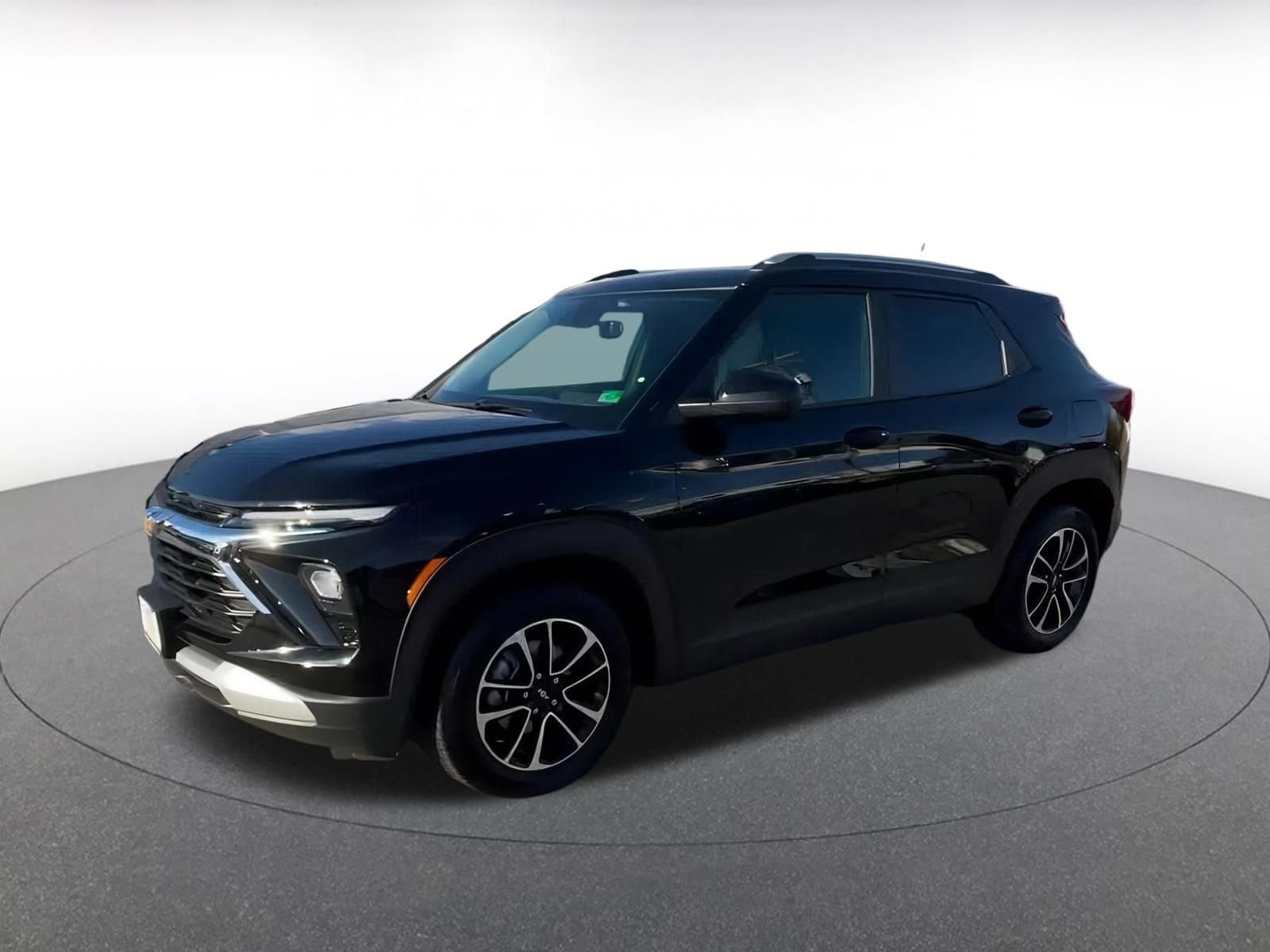 Thumbnail: 2025 Chevrolet TrailBlazer - 8