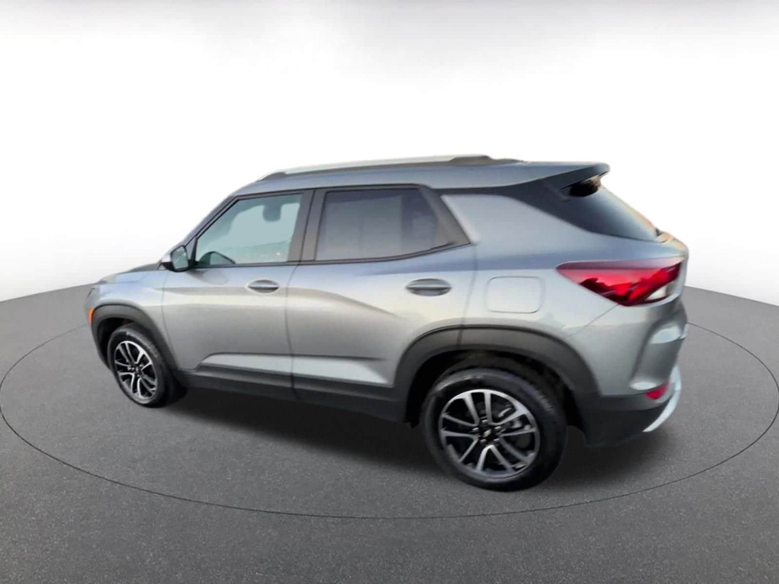 Thumbnail: 2025 Chevrolet TrailBlazer - 10