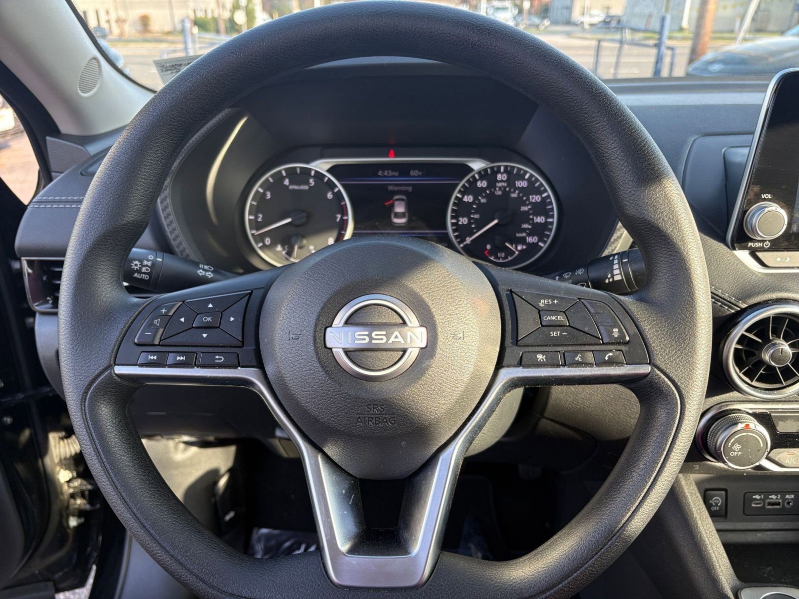 Thumbnail: 2025 Nissan Sentra - 25