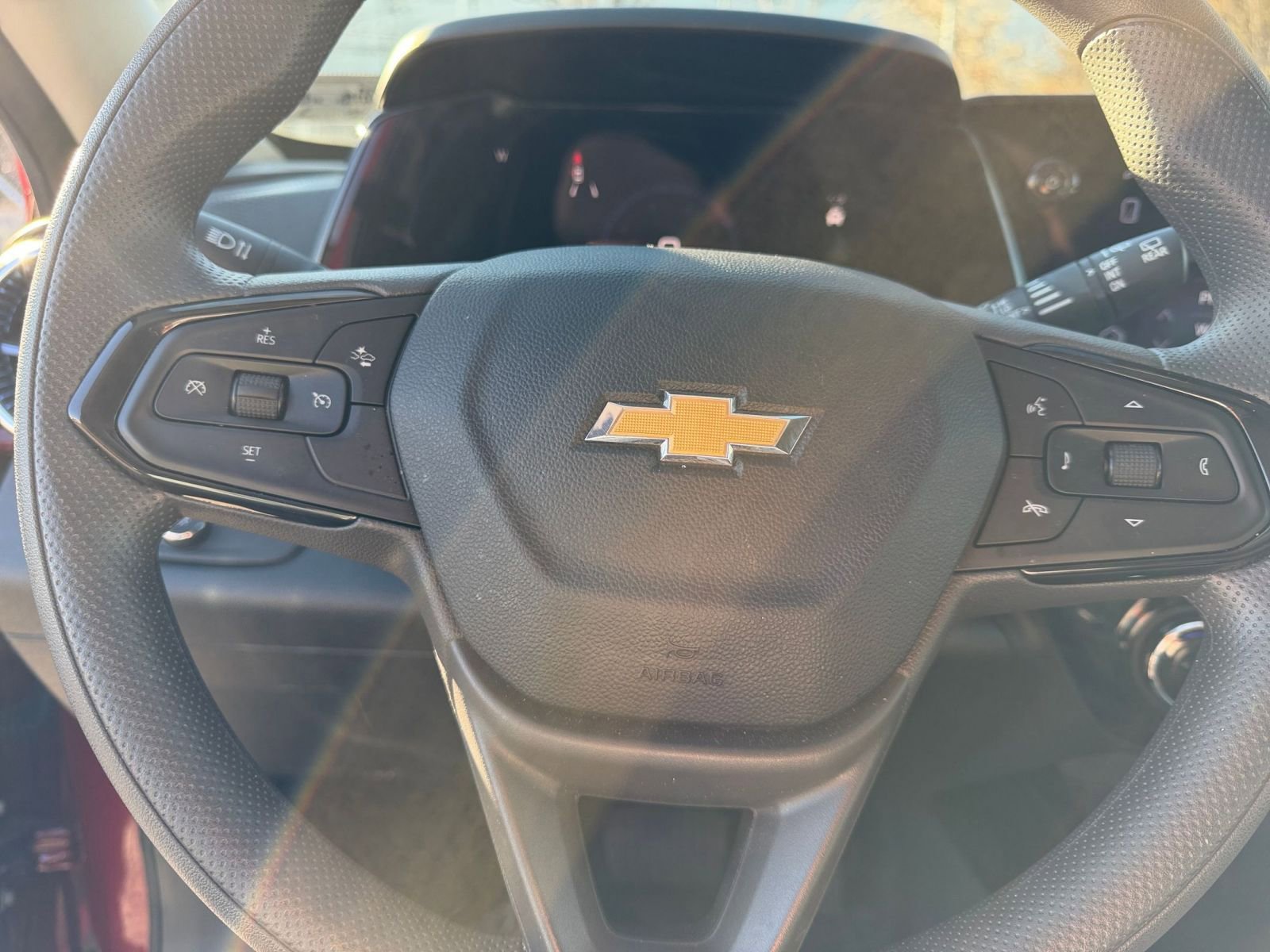 Thumbnail: 2025 Chevrolet Trax - 27