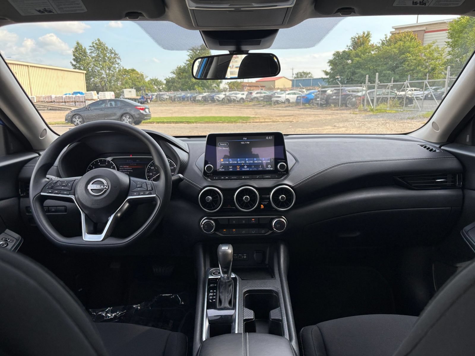 Thumbnail: 2025 Nissan Sentra - 30