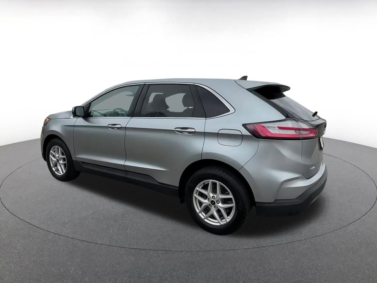 Thumbnail: 2024 Ford Edge - 10