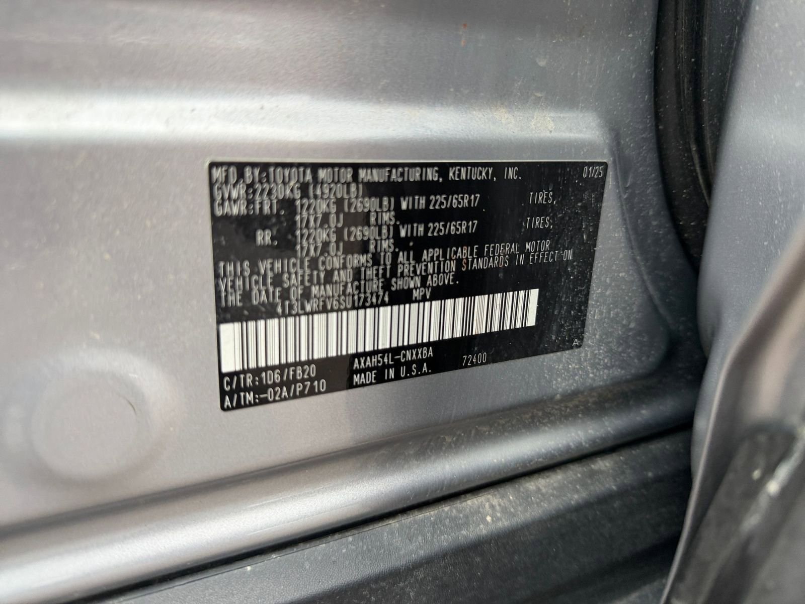 Thumbnail: 2025 Toyota RAV4 - 28