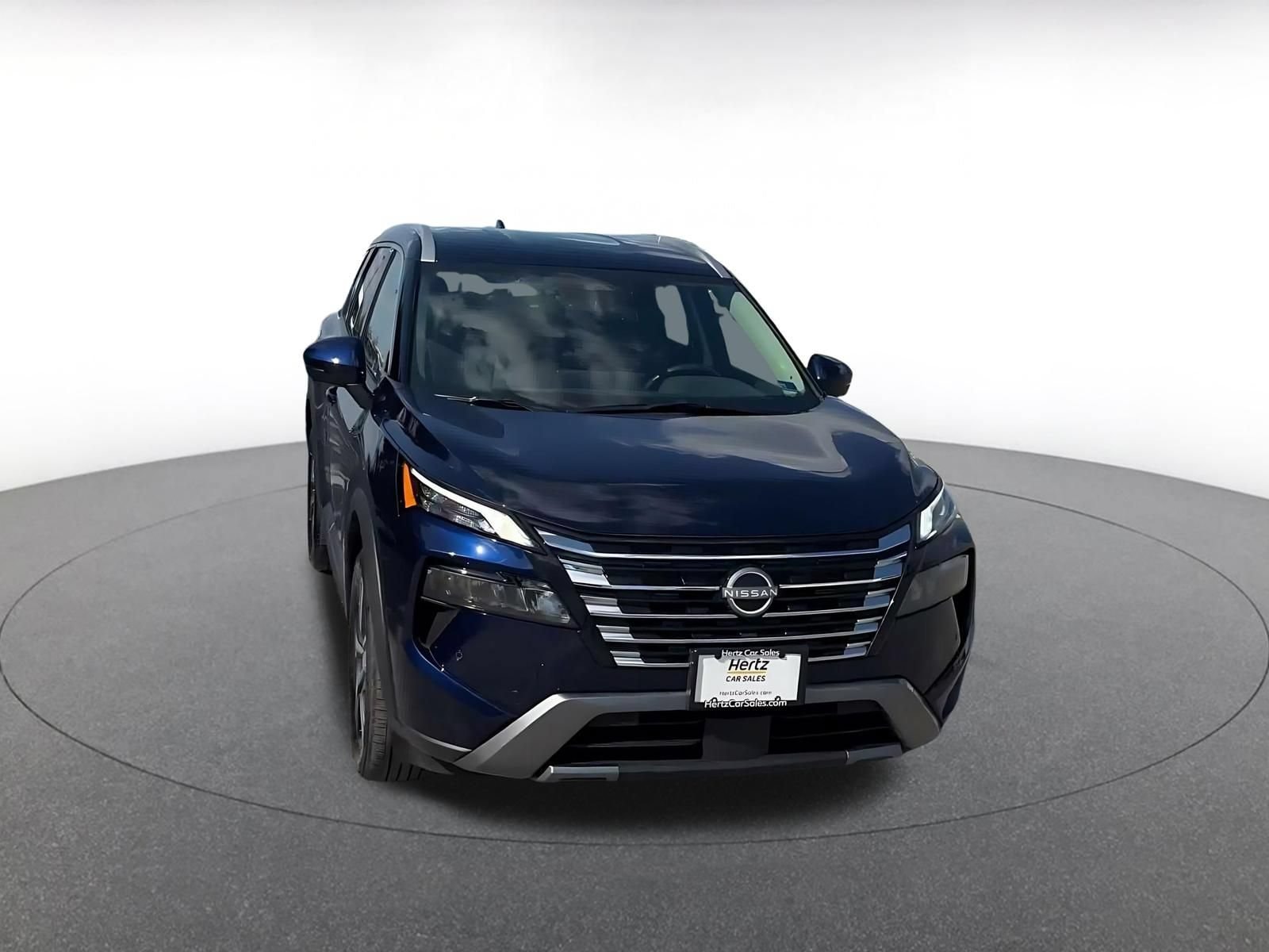 Thumbnail: 2026 Nissan Rogue - 3