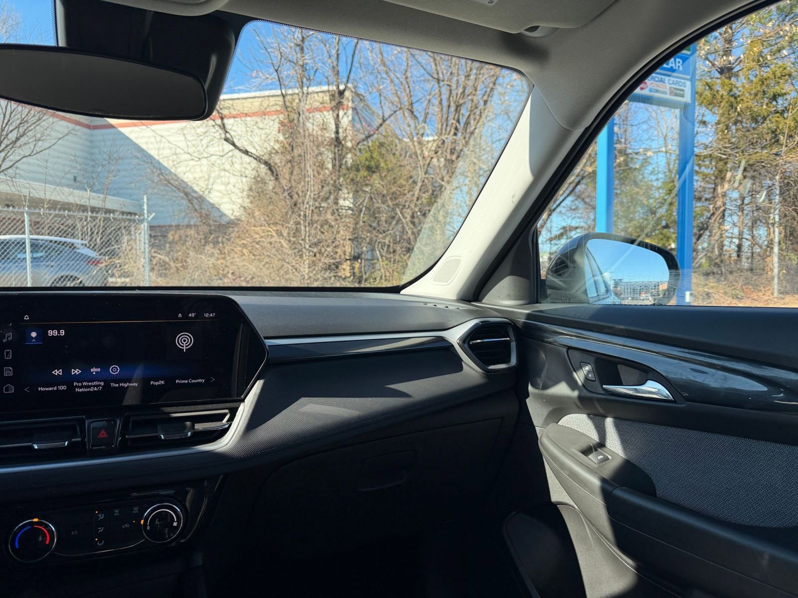 Thumbnail: 2025 Chevrolet TrailBlazer - 33