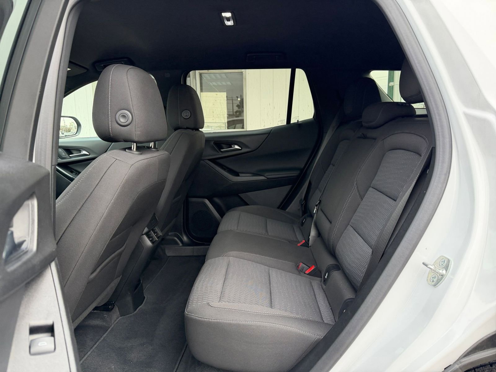 Thumbnail: 2025 Chevrolet Equinox - 24