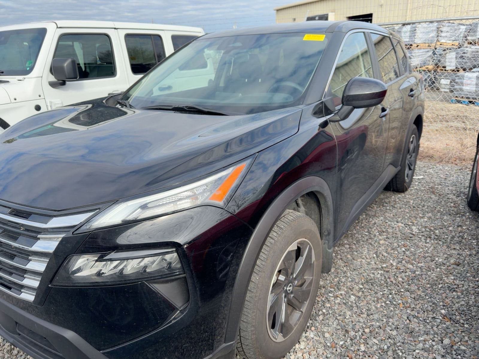 Thumbnail: 2024 Nissan Rogue - 4