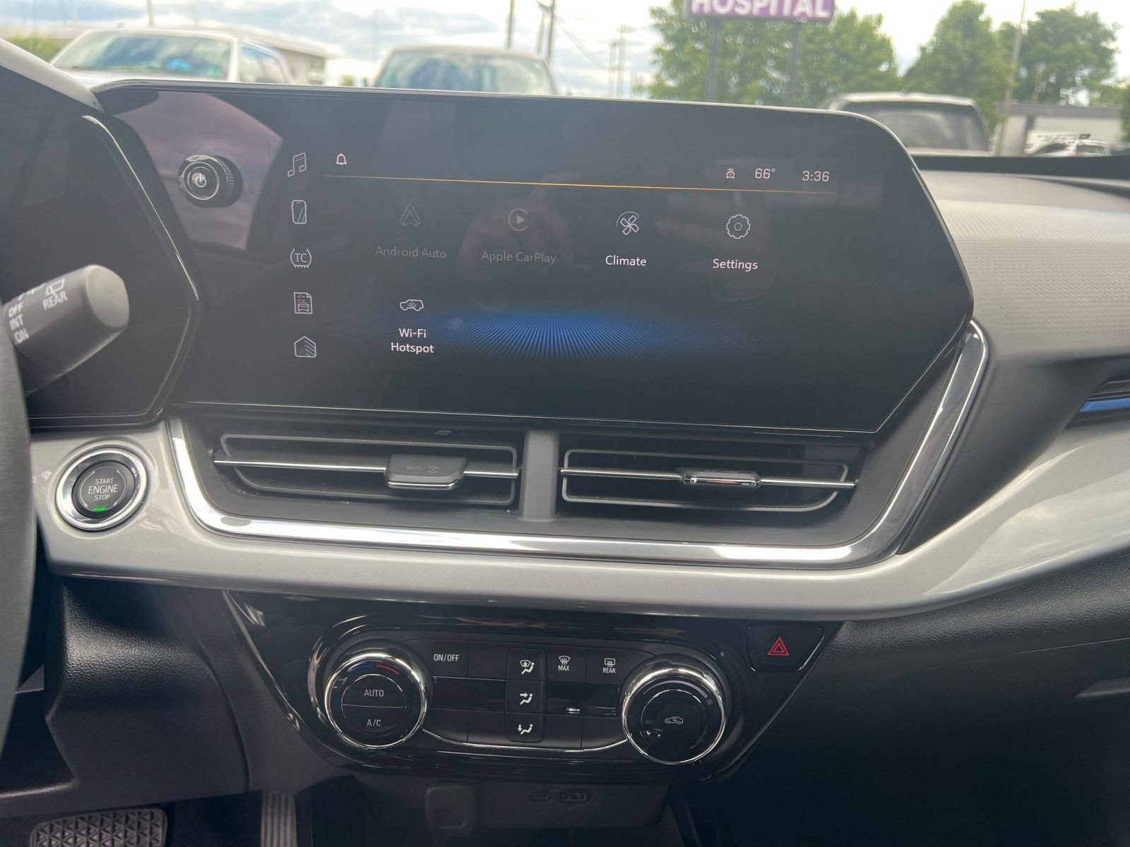 Thumbnail: 2025 Chevrolet Trax - 17