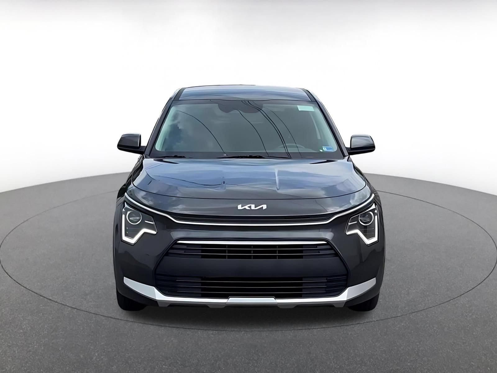 Thumbnail: 2026 Kia Niro - 4