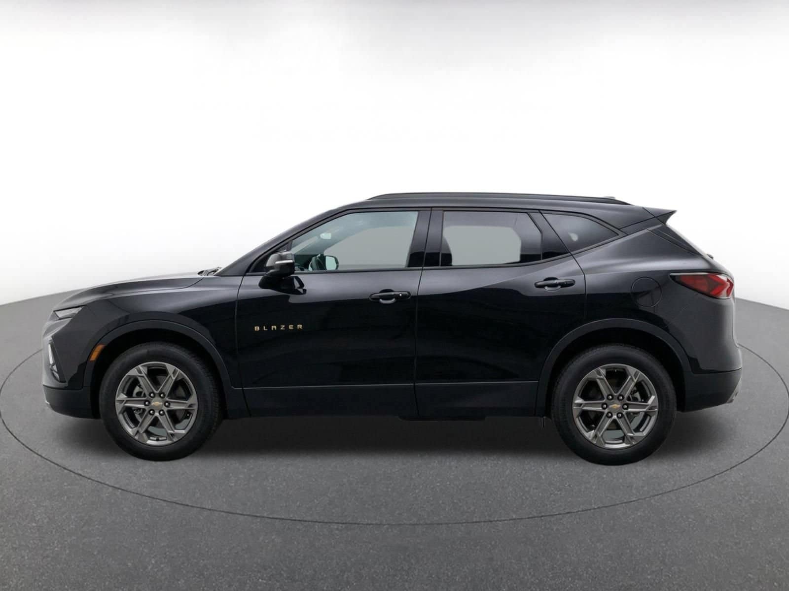 Thumbnail: 2025 Chevrolet Blazer - 4