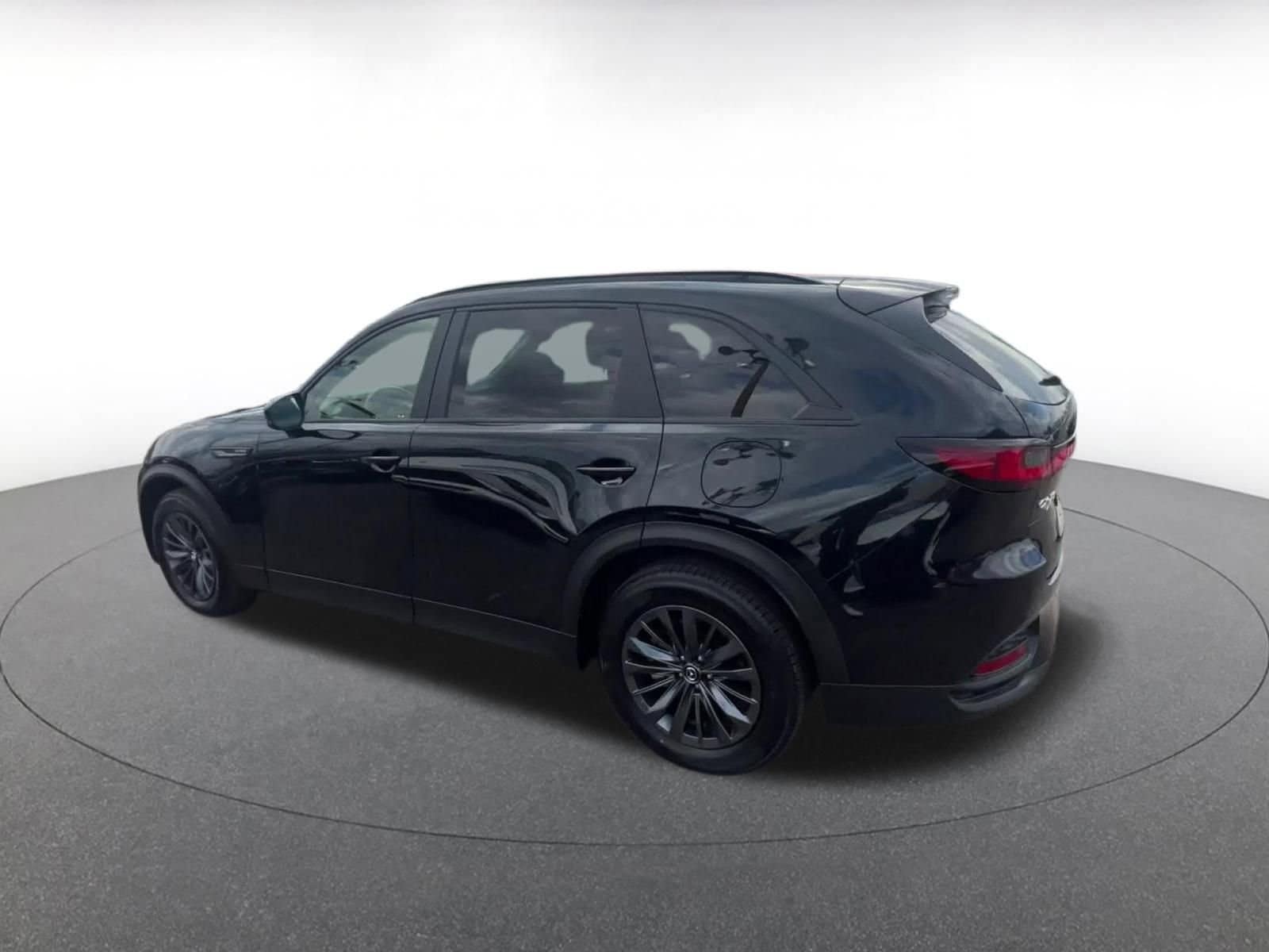 Thumbnail: 2025 Mazda CX-70 - 10