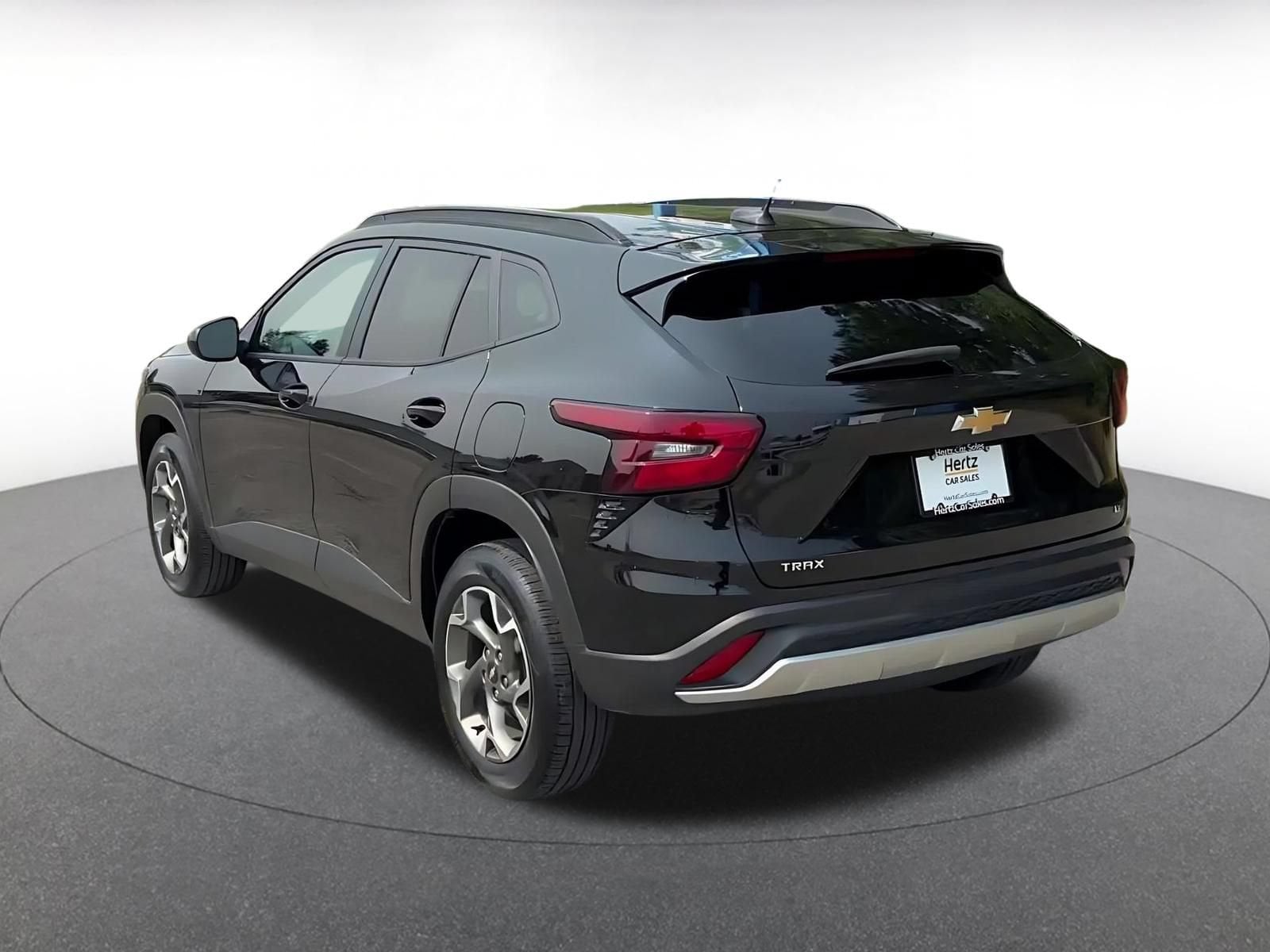 Thumbnail: 2025 Chevrolet Trax - 11