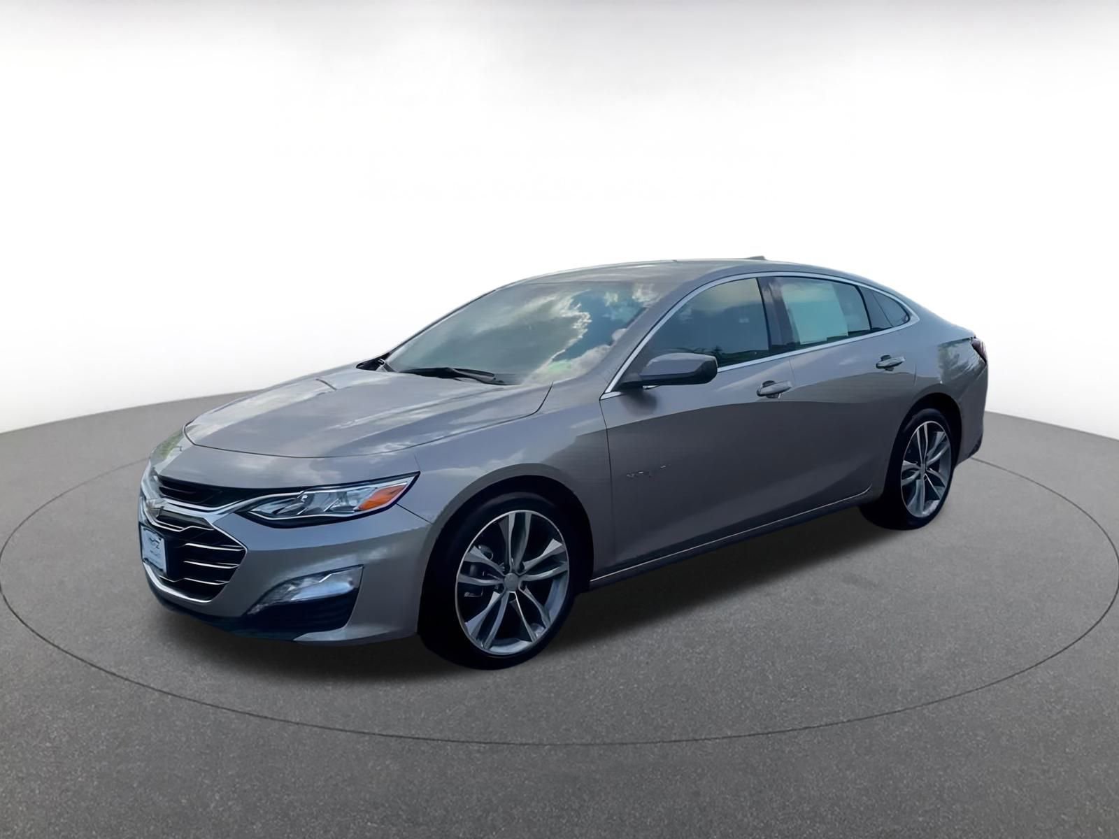 Thumbnail: 2024 Chevrolet Malibu - 8